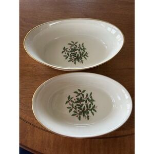 Lenox  Holiday Holly Berry Oval 10 1/4" & 8.5"SERVING BOWL 24K Rim Lot Of 2